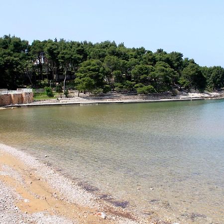 Apartments With A Parking Space Jelsa, Hvar - 8746 耶尔萨 外观 照片